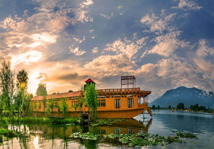 Kashmir Tours Packages